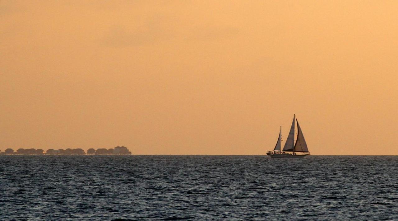 Brickwood Rasdhoo- Beach Front ภายนอก รูปภาพ