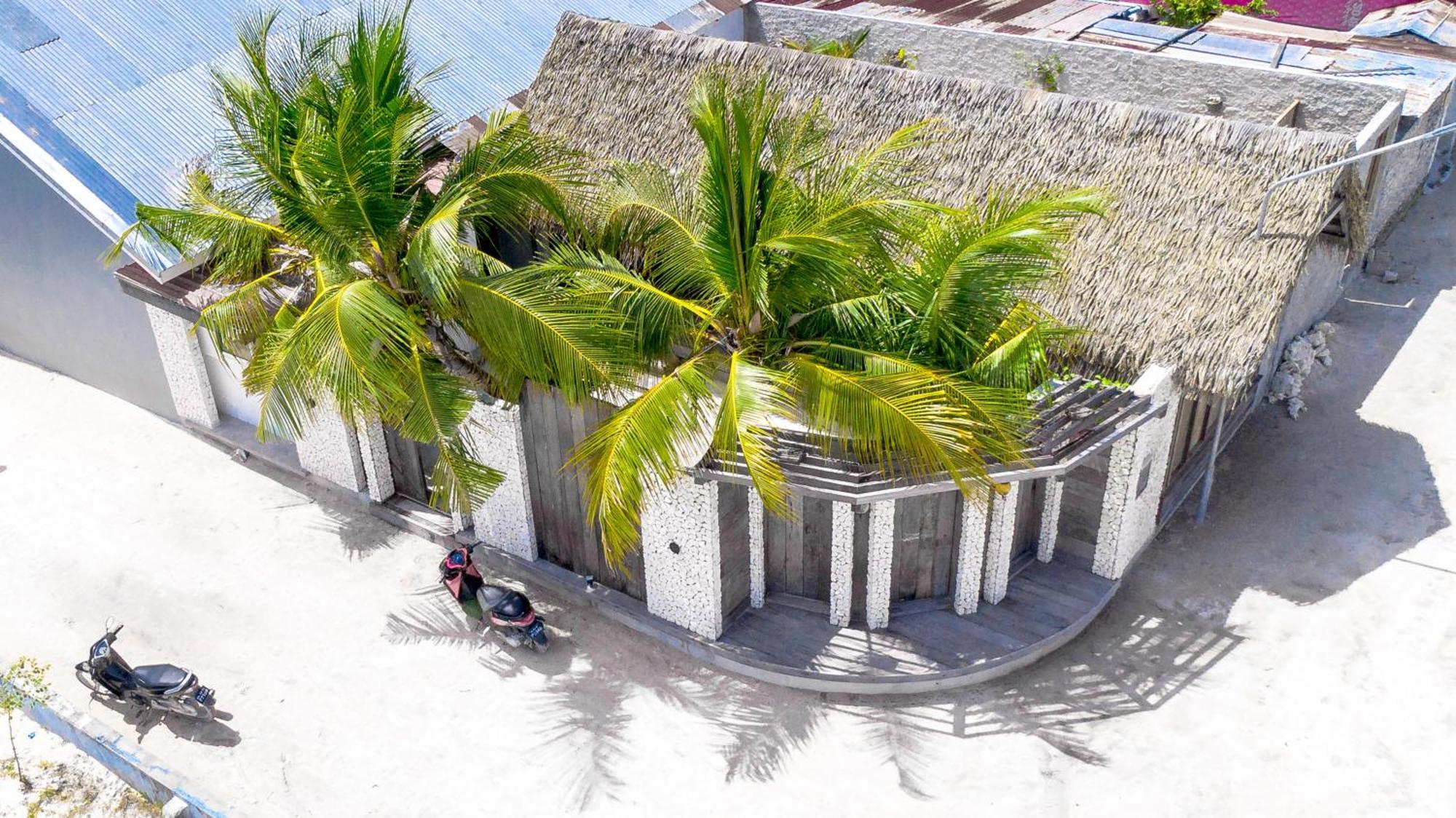 Brickwood Rasdhoo- Beach Front ภายนอก รูปภาพ