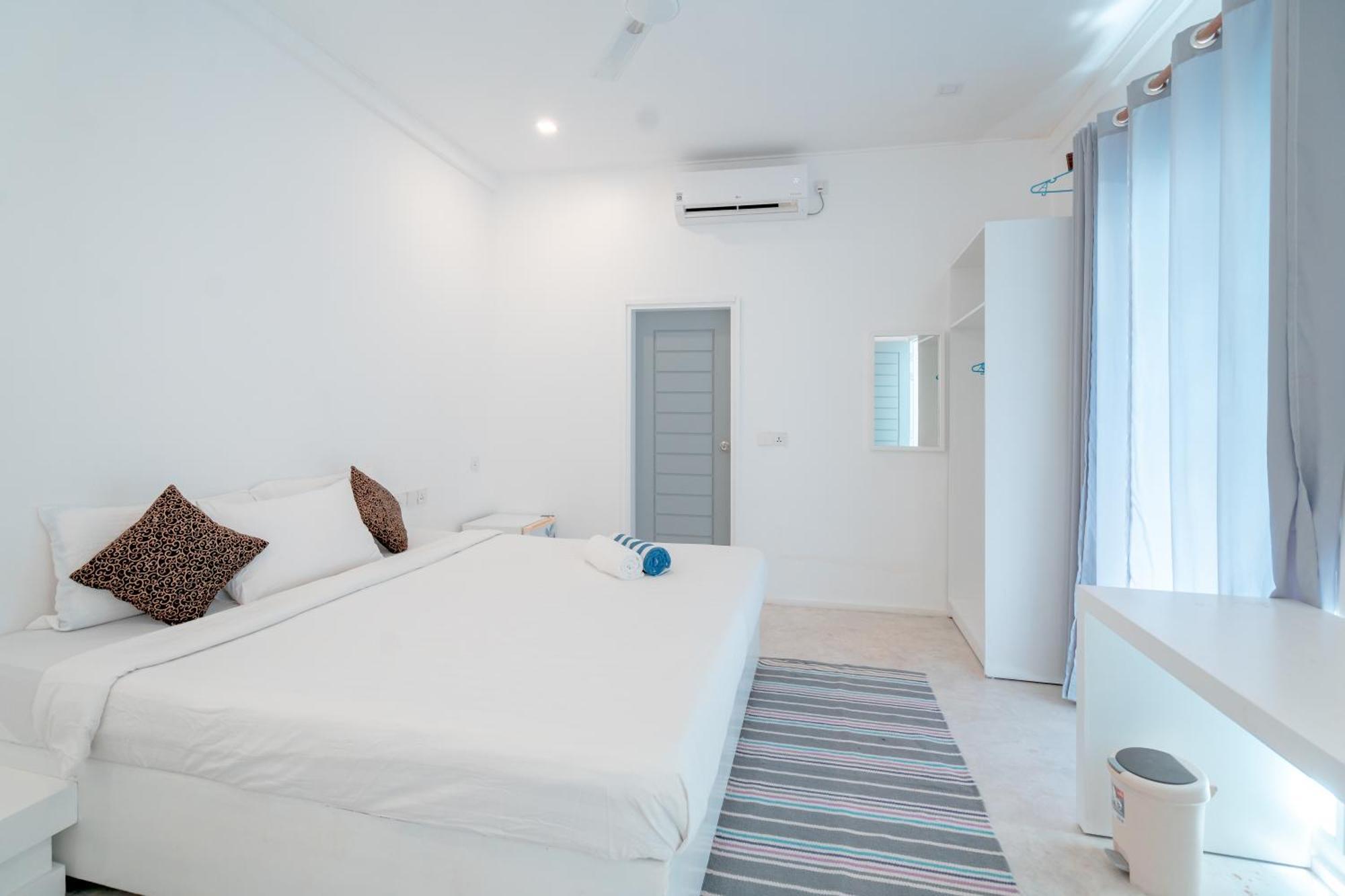 Brickwood Rasdhoo- Beach Front ภายนอก รูปภาพ